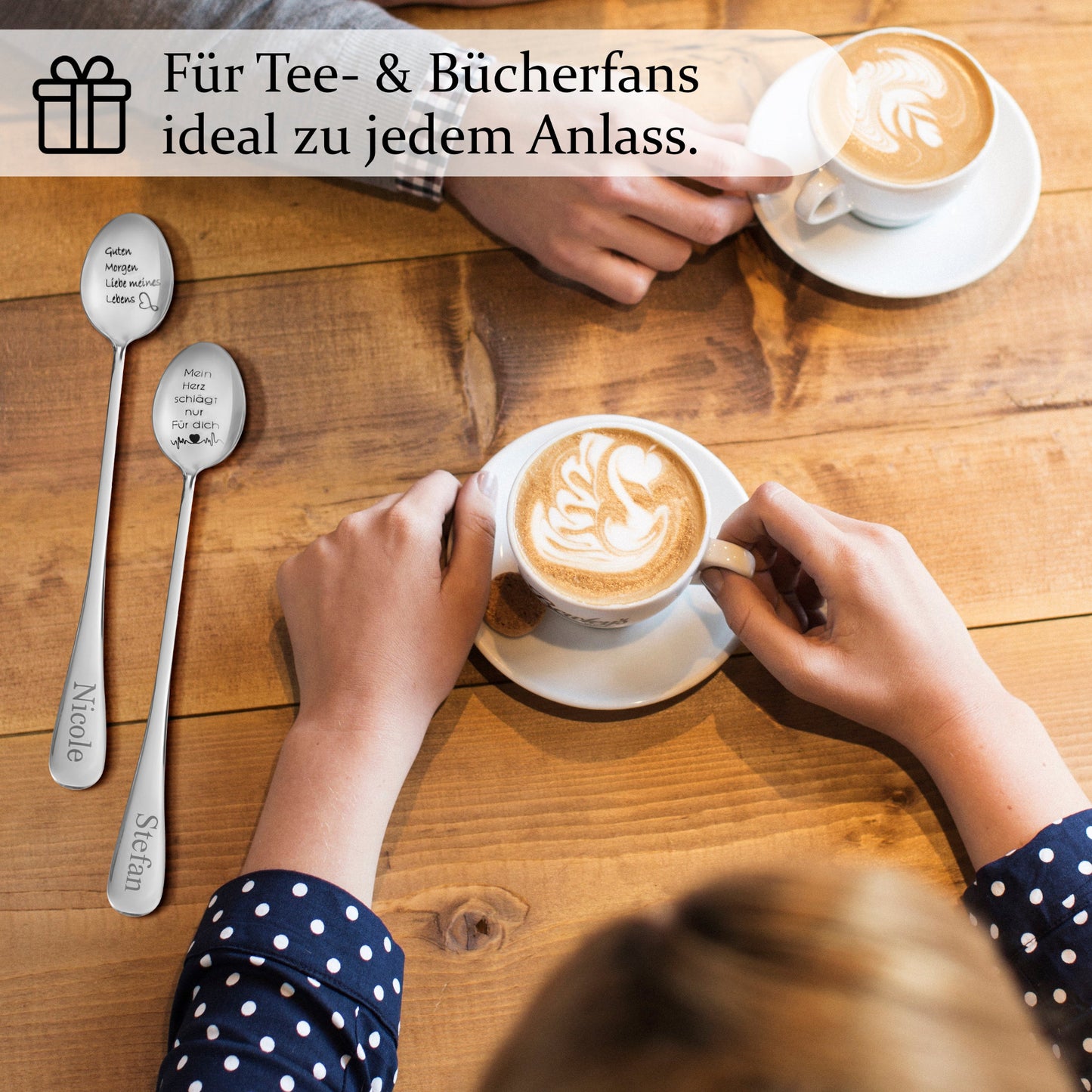 Kaffeetasse mit graviertem Löffel – liebevolles Lifestyle-Bild mit personalisierter Botschaft